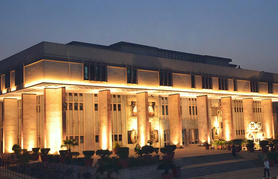 High Court of Delhi Quashes MEA Debarment Image