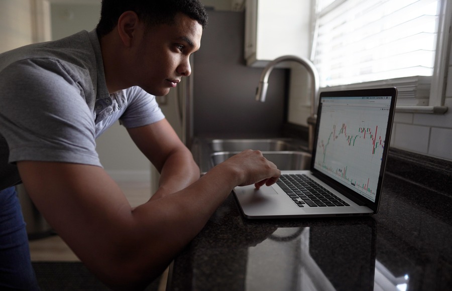 A beginner trying to understand the basics of the stock market